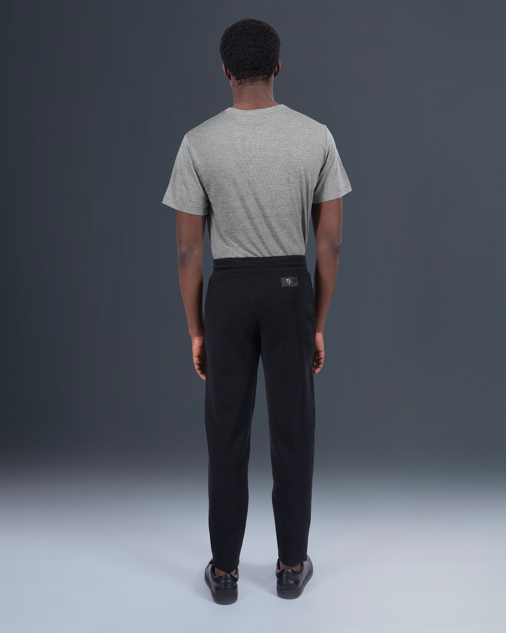 SLIM PERFORMANCE JOGGERS