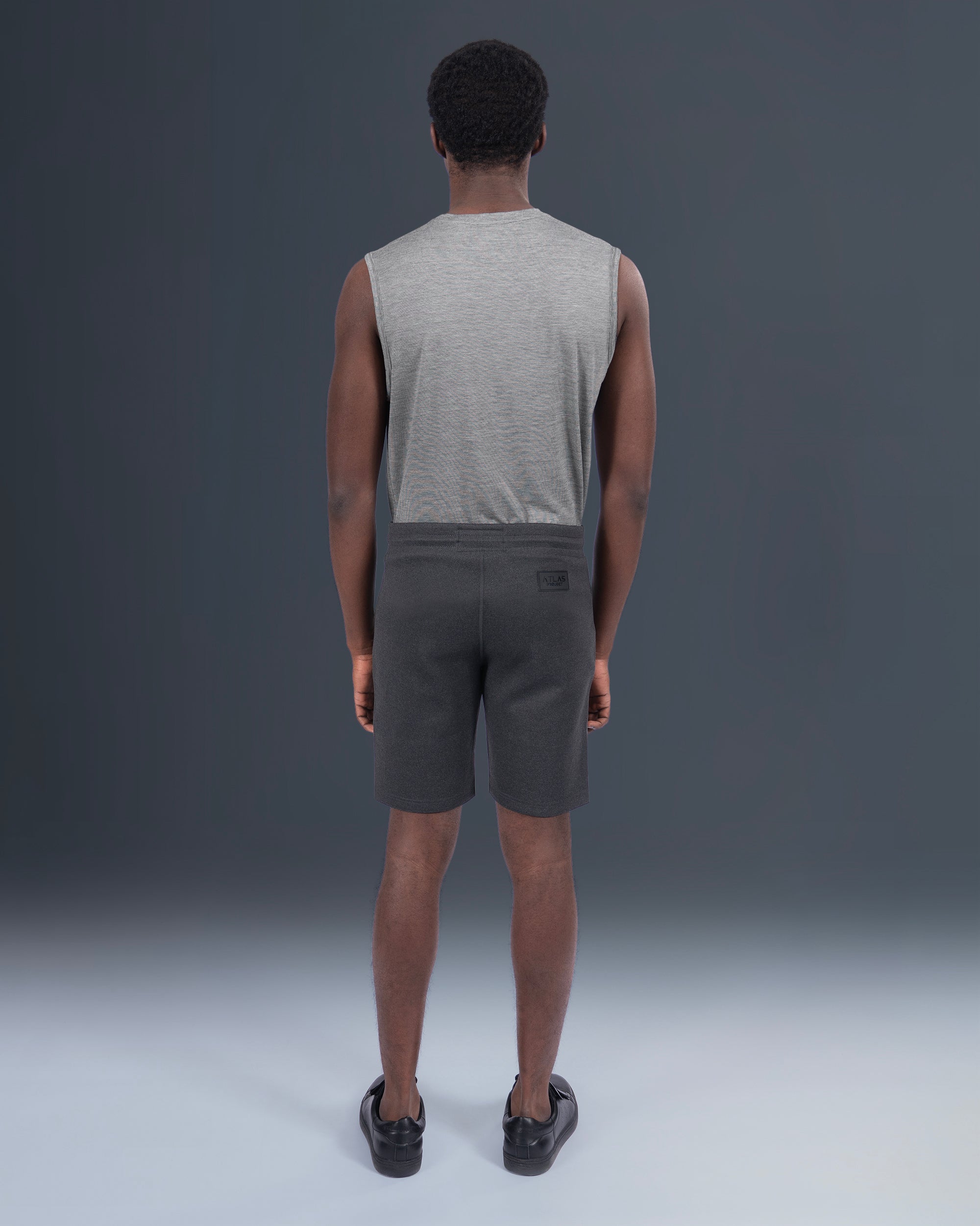 SLIM PERFORMANCE SWEAT SHORTS