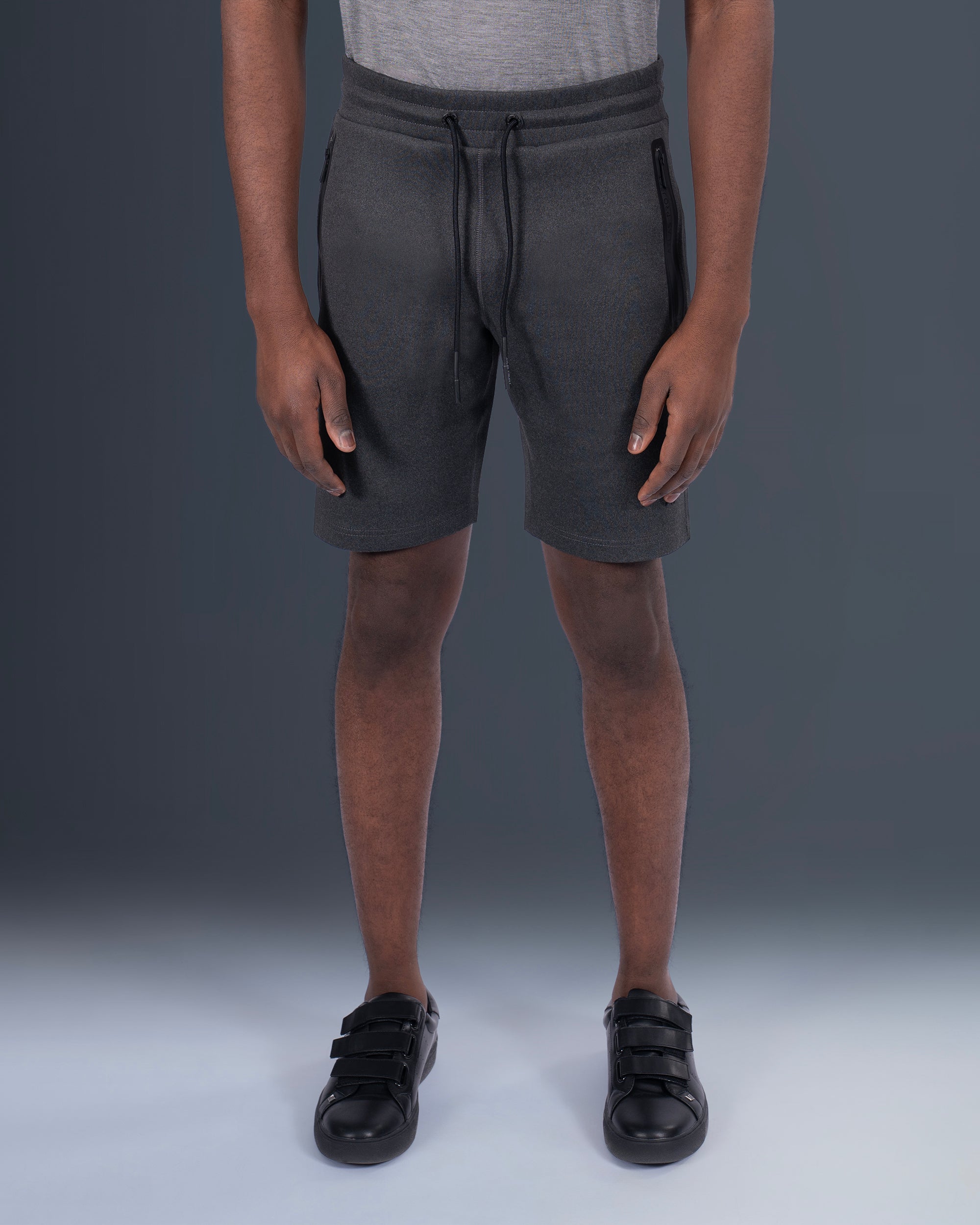 SLIM PERFORMANCE SWEAT SHORTS