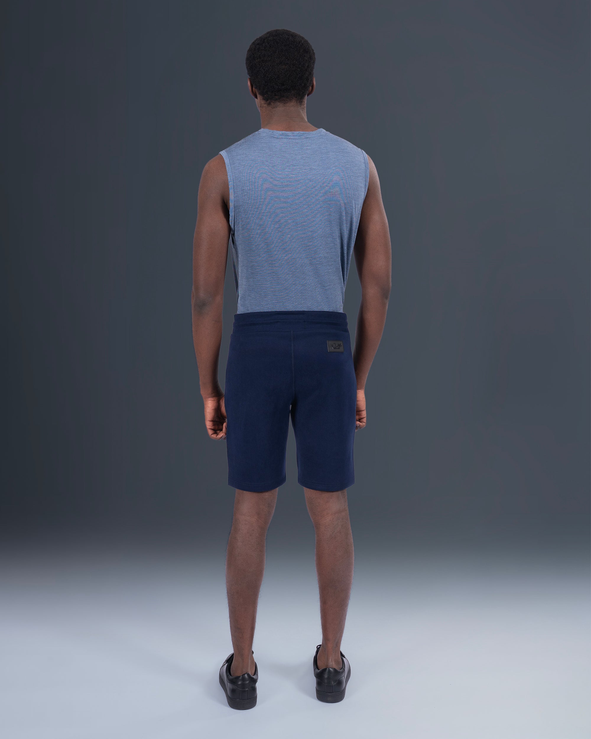SLIM PERFORMANCE SWEAT SHORTS