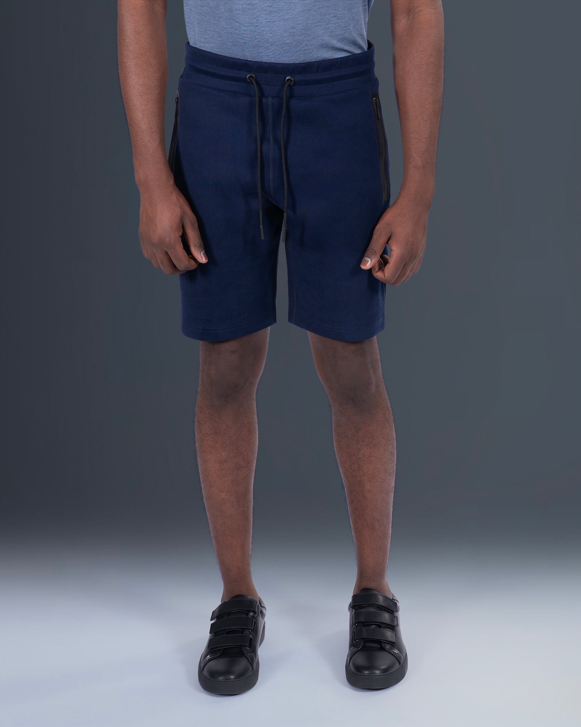 SLIM PERFORMANCE SWEAT SHORTS