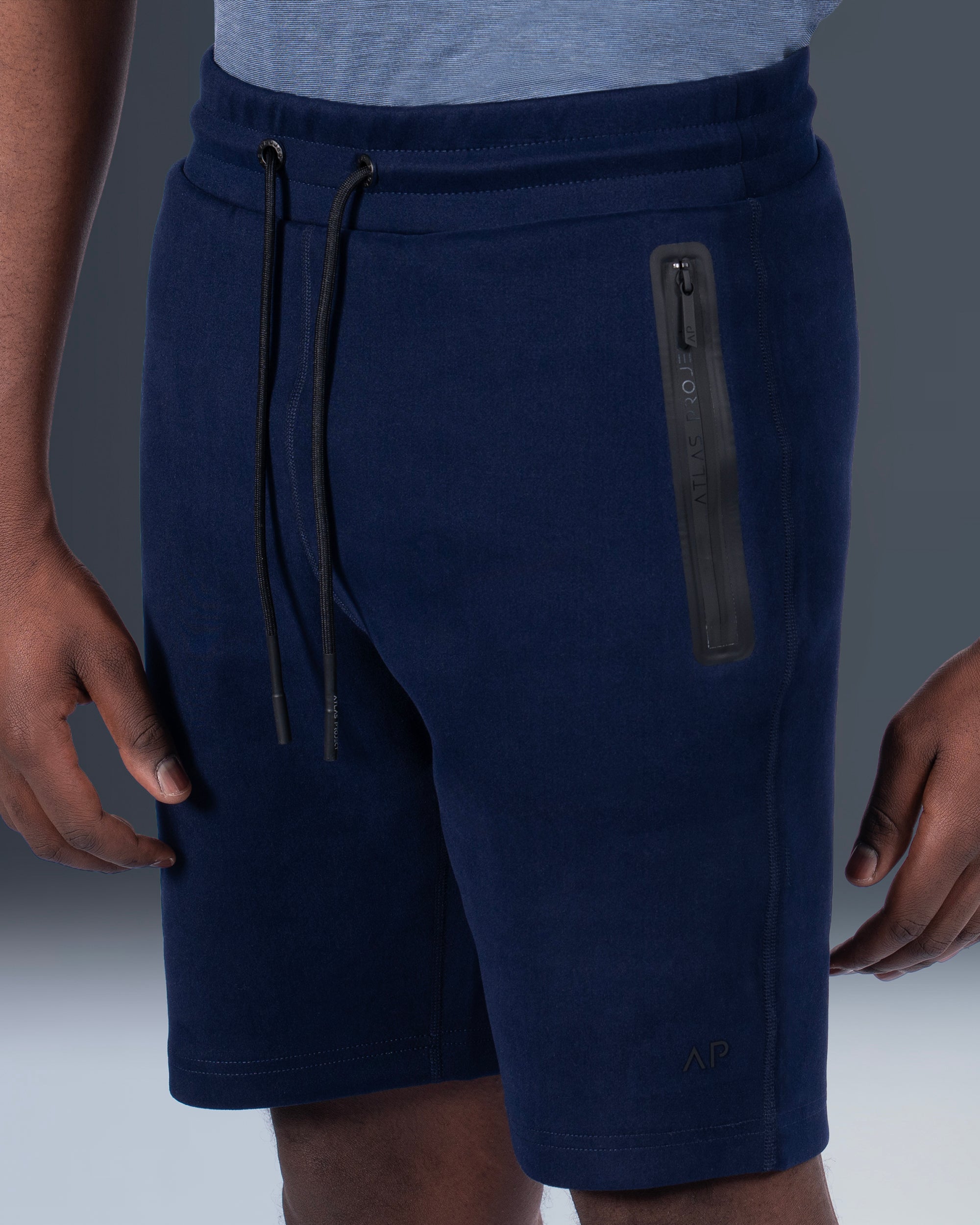 SLIM PERFORMANCE SWEAT SHORTS