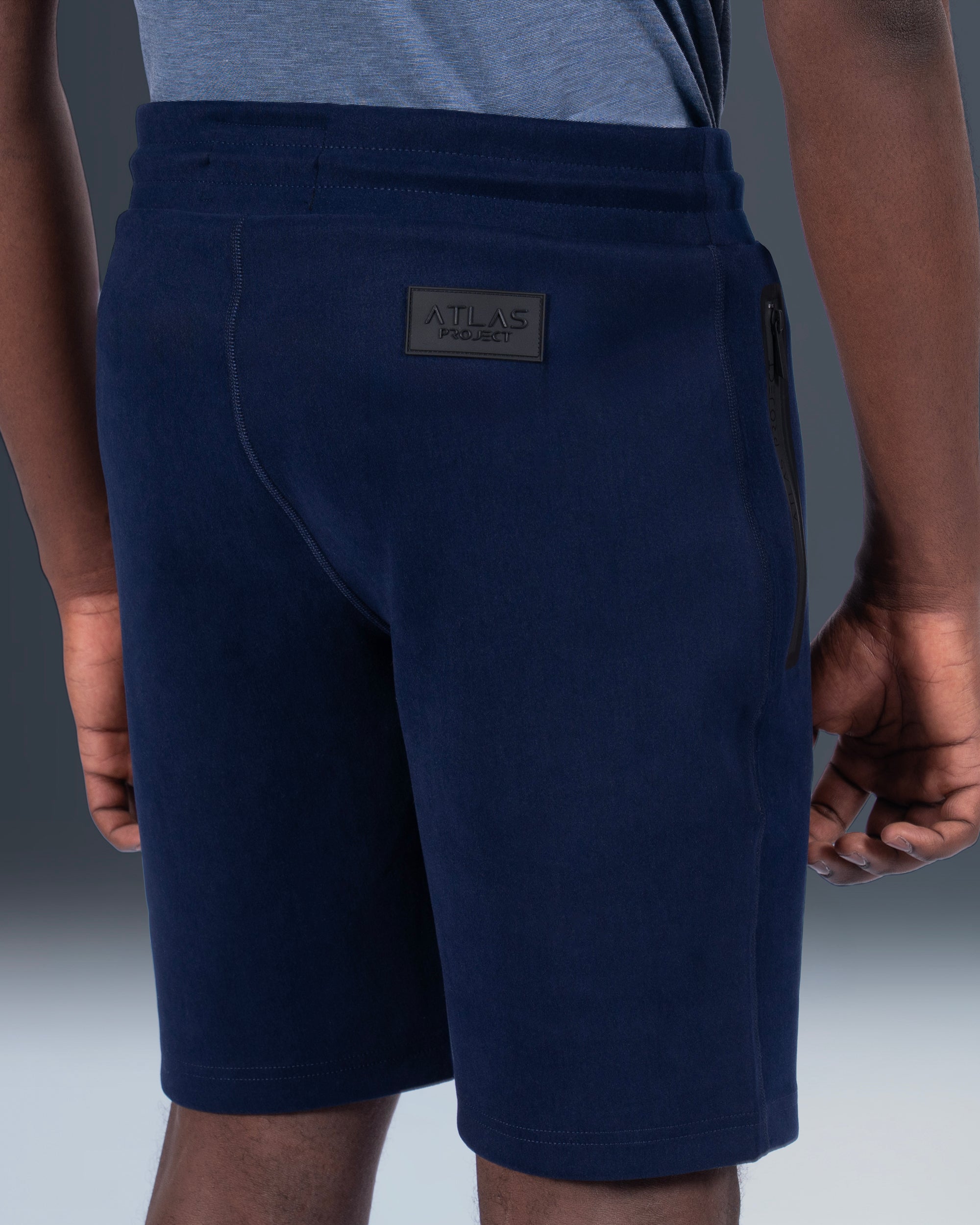 SLIM PERFORMANCE SWEAT SHORTS