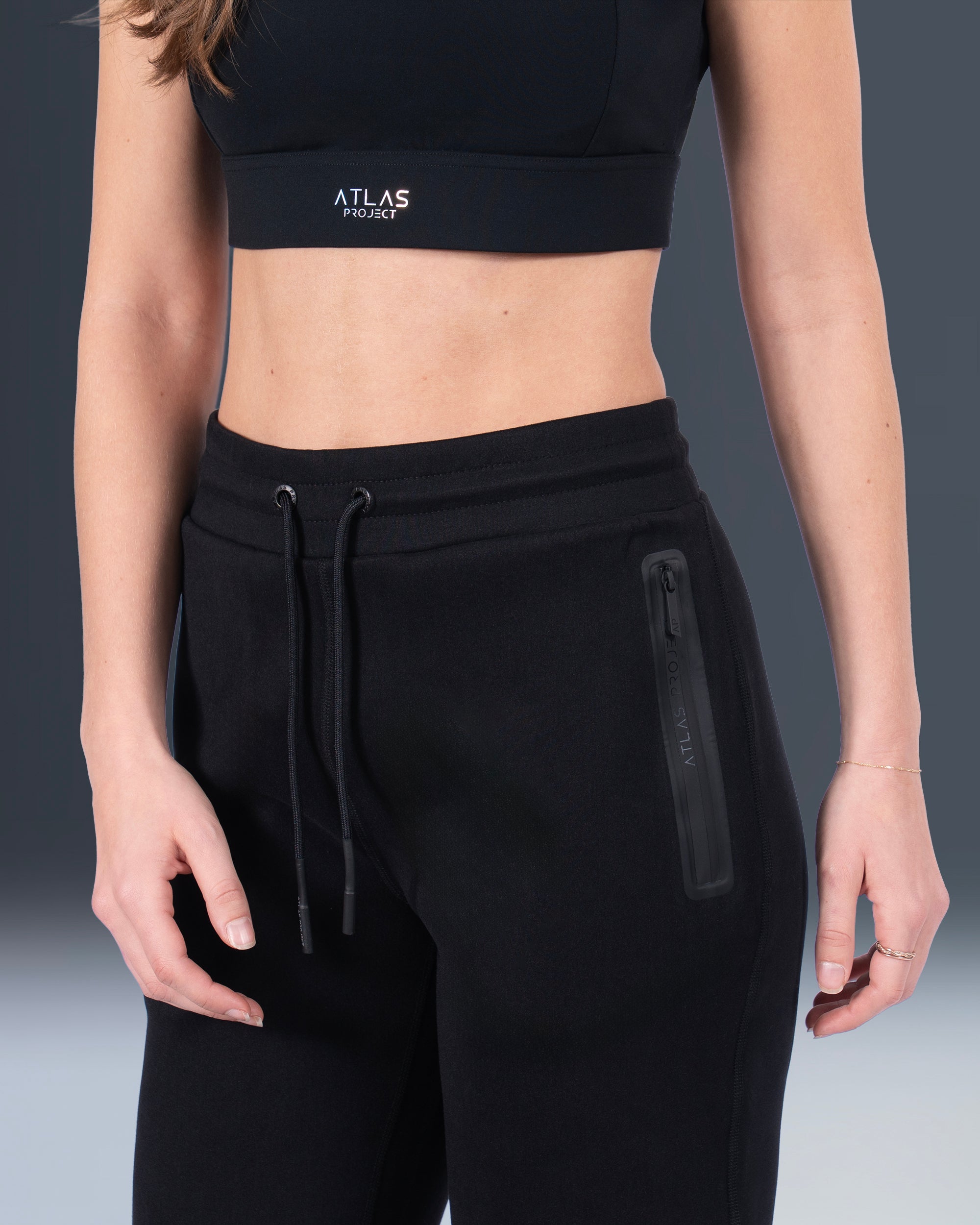 UNISEX SLIM PERFORMANCE JOGGERS