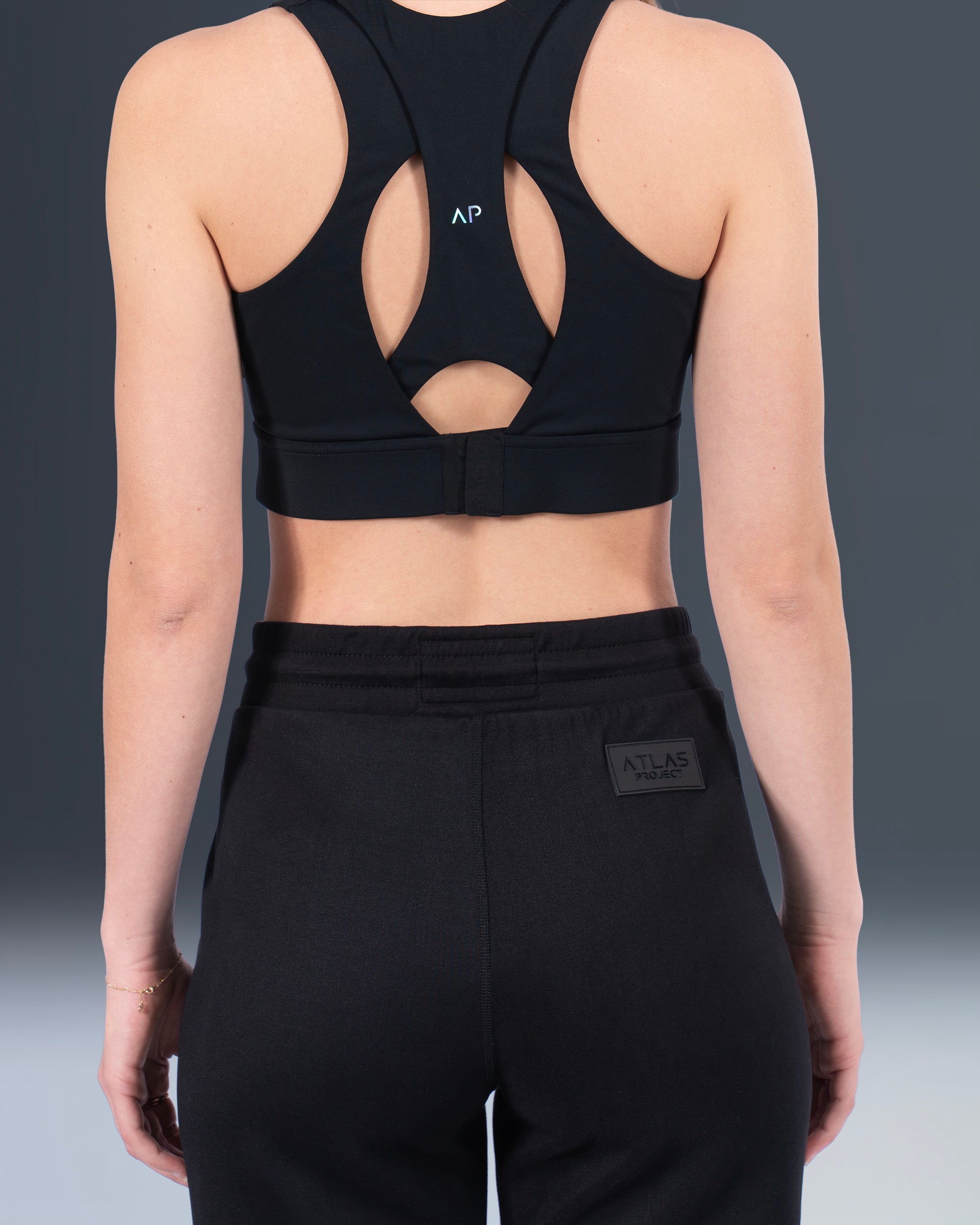 UNISEX SLIM PERFORMANCE JOGGERS